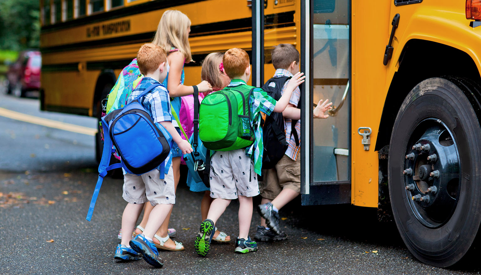 School-Children-Loading-Bus-in-Southern-Illinois